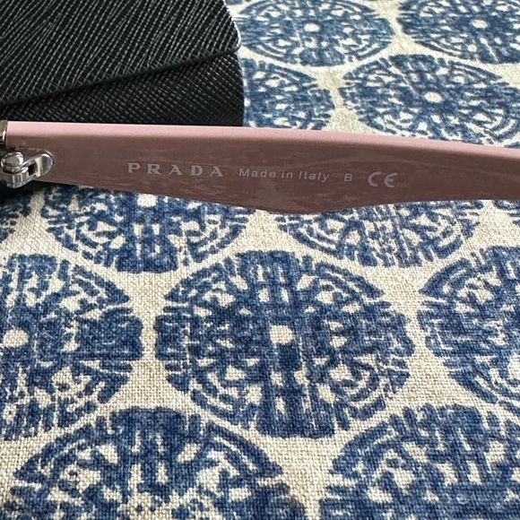 Prada PR 11RV Heritage Tortoise w/Pink - Picture 6 of 16